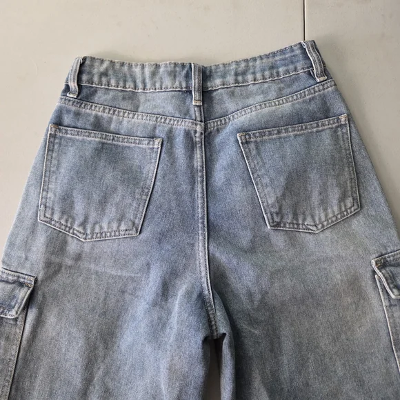 RISE Denim Cargo Shorts Women’s Sz 7 Light Blue Y2K Utility Carpenter Style - Picture 8 of 10